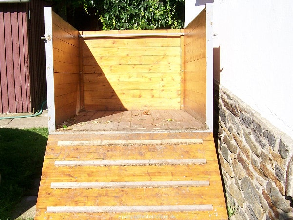 Modernisierter Hängeraufbau.